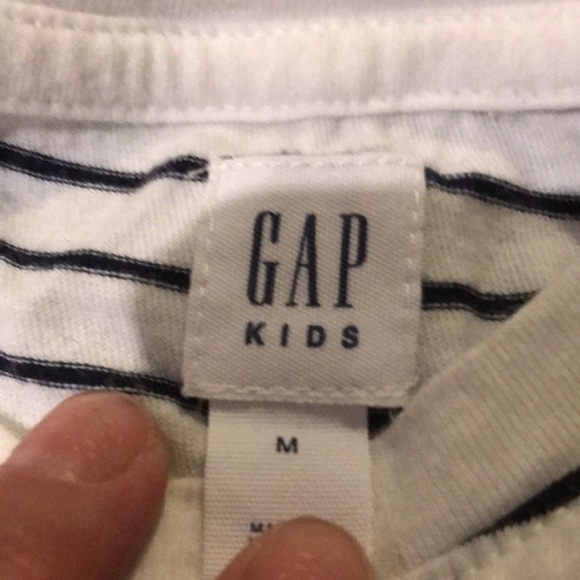 Gap White and Black Stripe T-shirt with flamingo flip sequins, NWOT - Picture 4 of 5